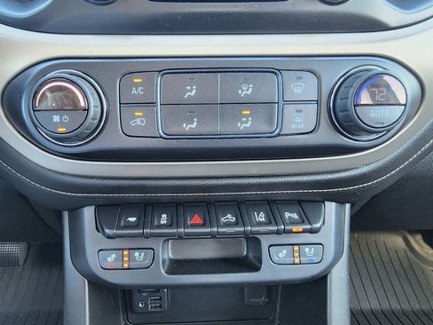 Used 2021 GMC Canyon Denali AWD/4WD image 20