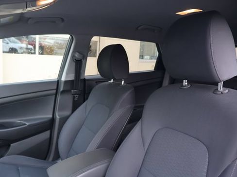 Used 2019 Hyundai Tucson Sport FWD image 9