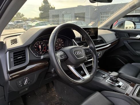 Used 2018 Audi Q5 2.0T Premium Plus w/ Premium Plus Package AWD/4WD image 10