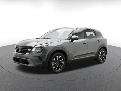 Used 2026 Nissan Kicks SV w/ Cold Weather Package AWD/4WD image 3