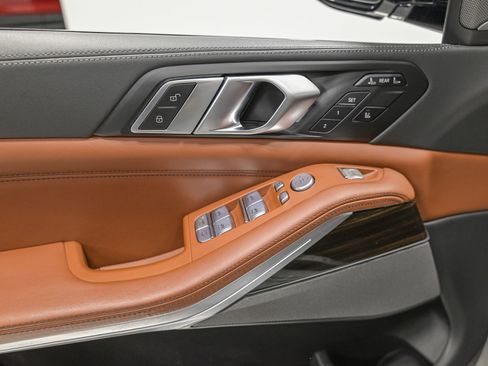 Used 2023 BMW X7 xDrive40i w/ M Sport Package image 13