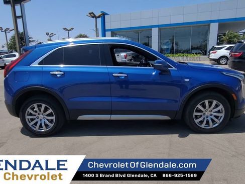 Used 2023 Cadillac XT4 Premium Luxury AWD/4WD image 9
