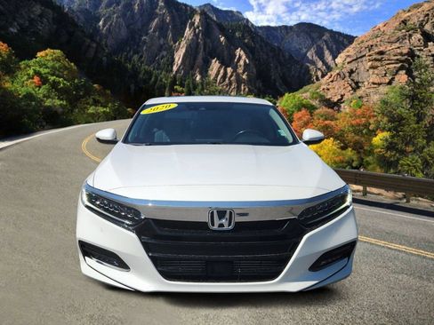 Used 2020 Honda Accord Touring image 6