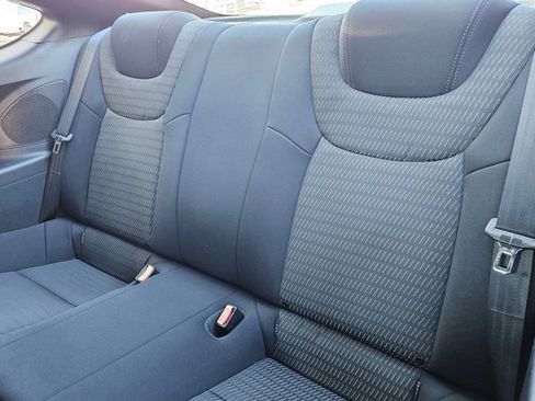 Used 2014 Hyundai Genesis 2.0T image 17