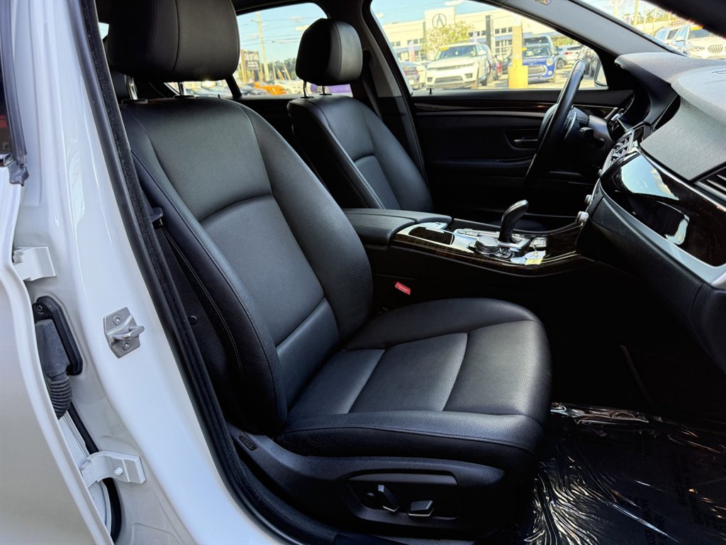 Used 2016 BMW 528i Sedan RWD image 14