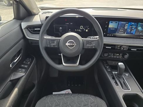 New 2026 Nissan Kicks SV w/ Cold Weather Package FWD image 15