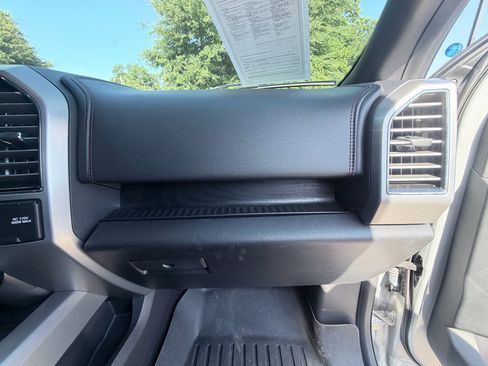 Used 2018 Ford F150 Platinum AWD/4WD image 20