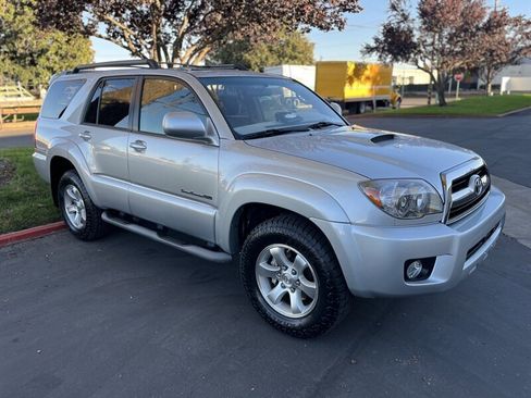 Used 2006 Toyota 4Runner SR5 image 3