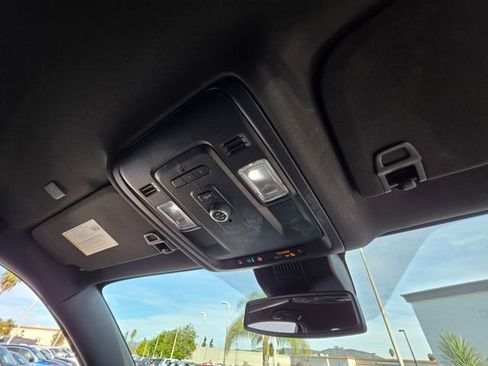 Used 2023 Chevrolet Tahoe LT image 12