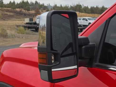 Used 2016 GMC Sierra 2500 SLT w/ Duramax Plus Package image 52