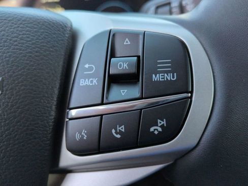New 2026 Ford Explorer Active RWD image 25