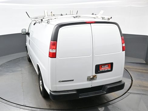 Used 2019 Chevrolet Express 3500 w/ Driver Convenience Package image 29