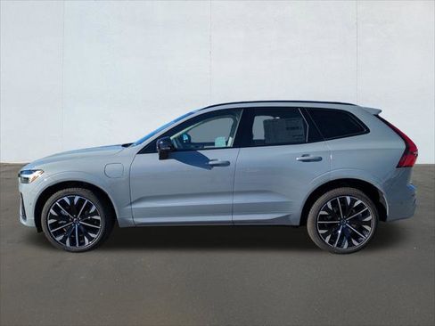 New 2026 Volvo XC60 T8 Ultra w/ Protection Package Premier image 3