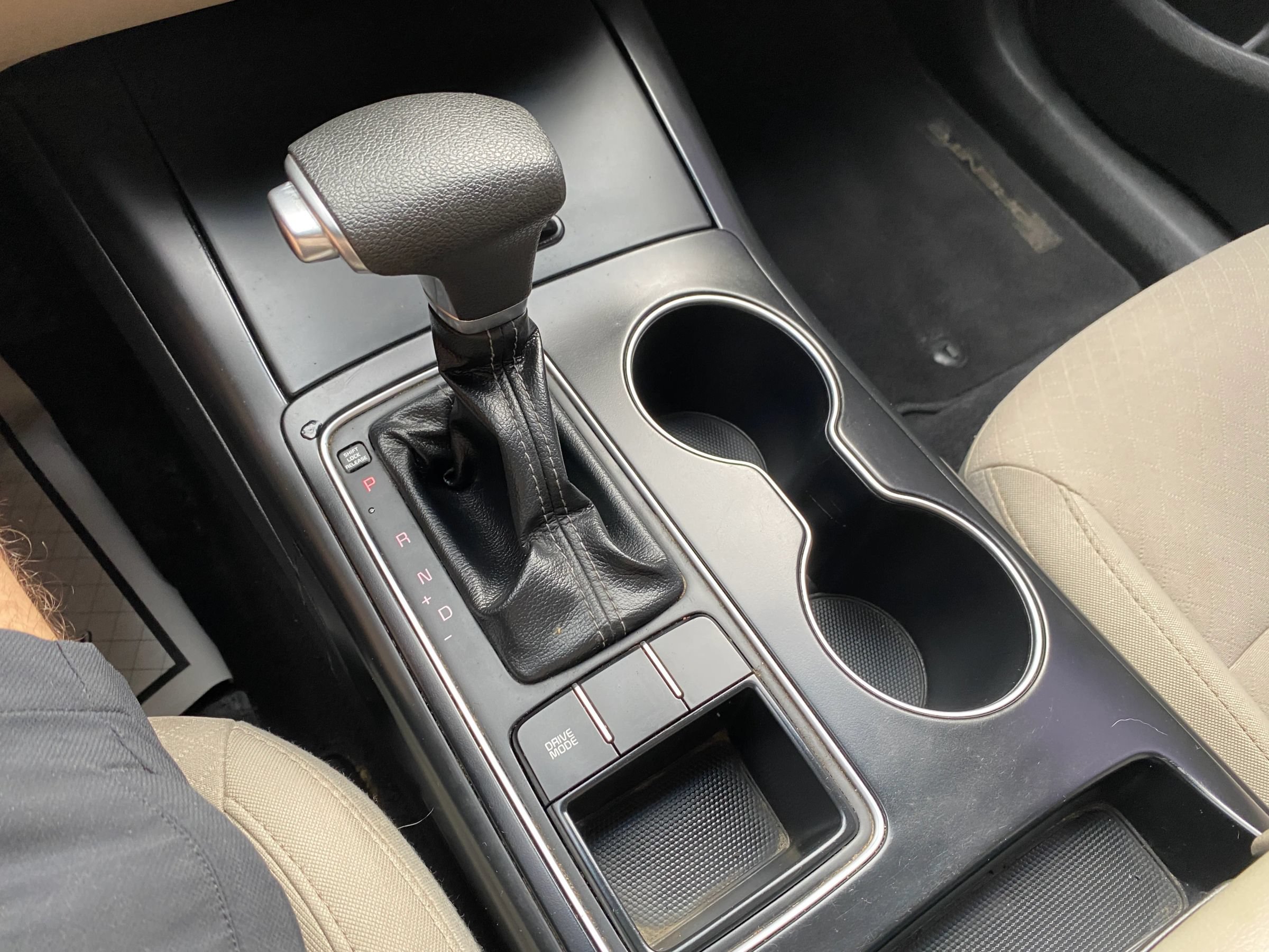 Used 2019 Kia Sorento FWD V6 image 23