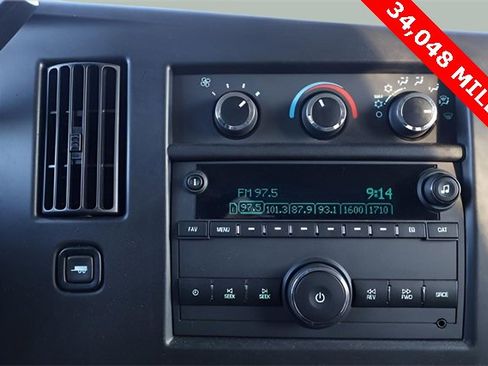 Used 2021 Chevrolet Express 3500 LT w/ LT Preferred Equipment Group image 31