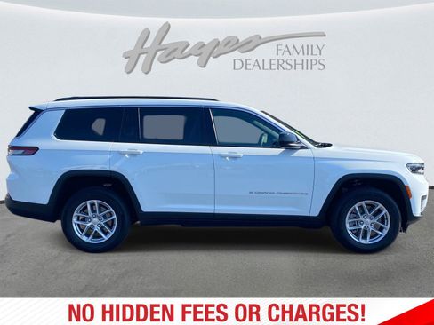 Used 2026 Jeep Grand Cherokee L Laredo RWD image 2