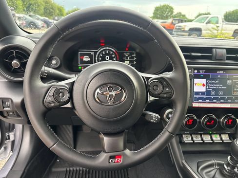 New 2026 Toyota GR86 RWD image 14