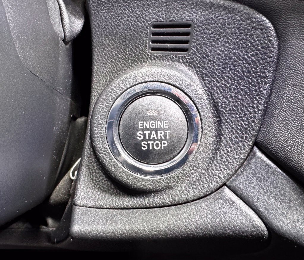 Used 2024 Subaru Outback Premium AWD/4WD image 31