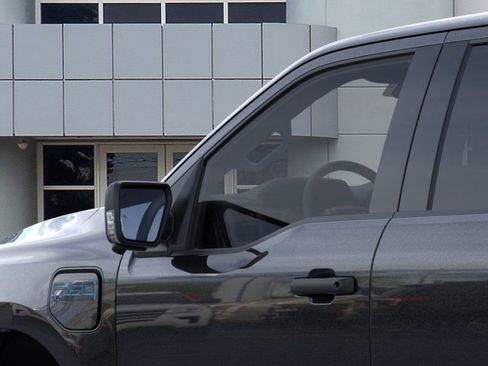 New 2025 Ford F150 Lightning XLT image 20