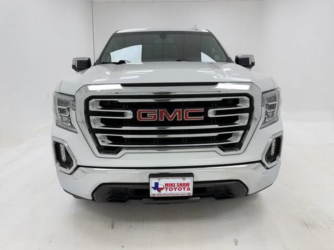 Used 2022 GMC Sierra 1500 SLT RWD image 3