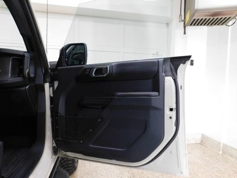 Used 2025 Ford Bronco Badlands AWD/4WD image 73