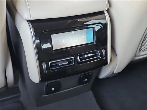 Used 2022 Lincoln Aviator Reserve RWD image 18