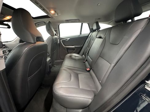 Used 2015 Volvo V60 T5 Premier AWD/4WD image 12