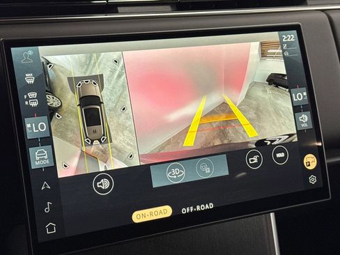 New 2026 Land Rover Range Rover Long Wheelbase SE image 16