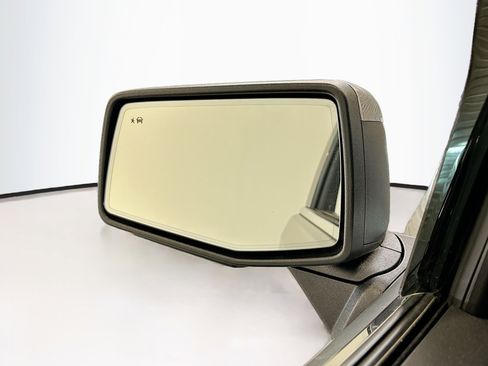 Used 2023 GMC Sierra 1500 SLT w/ SLT Premium Plus Package image 16