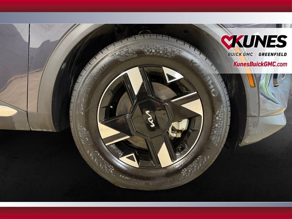 Used 2026 Kia Sportage LX FWD image 13