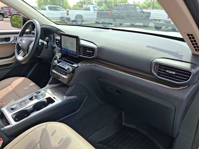 Used 2021 Ford Explorer Limited w/ Hybrid Equipment Group 310A AWD/4WD image 29