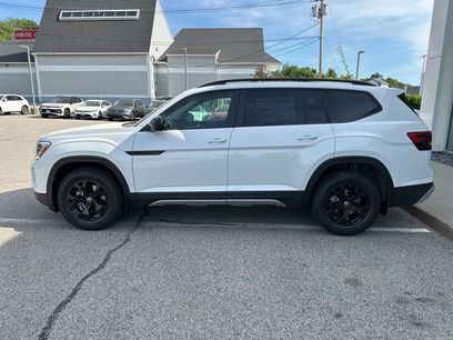 New 2026 Volkswagen Atlas Peak Edition
