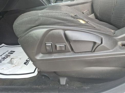 Used 2014 Chevrolet Equinox LS image 16