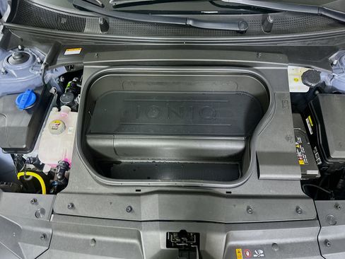 Used 2024 Hyundai Ioniq 6 SEL RWD image 33