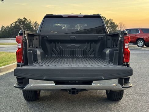 Used 2023 Chevrolet Silverado 1500 LT image 31