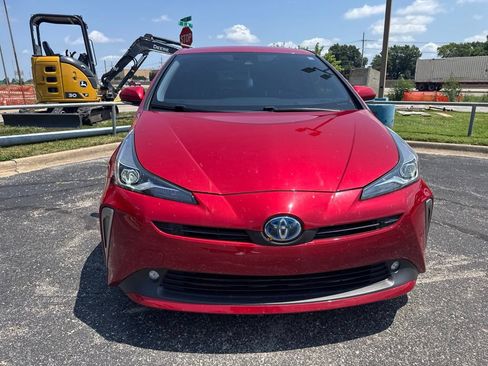 Used 2020 Toyota Prius XLE w/ Advanced Technology Package AWD/4WD image 5