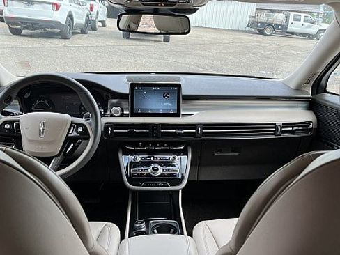 Used 2022 Lincoln Corsair FWD image 15