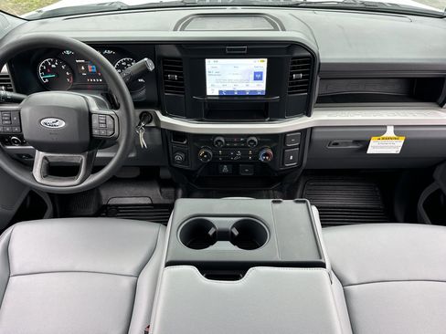 New 2026 Ford F250 XL w/ XL Chrome Package image 12