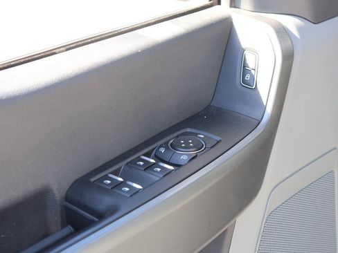 Used 2025 Ford F250 XLT image 21
