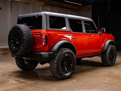 Used 2022 Ford Bronco Outer Banks w/ Sasquatch Package image 10