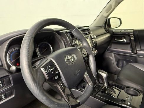 Used 2019 Toyota 4Runner TRD Off-Road Premium AWD/4WD image 15