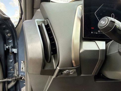 Used 2025 BMW X3 xDrive30i image 37