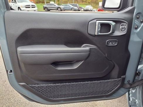 New 2026 Jeep Wrangler Sport AWD/4WD image 7