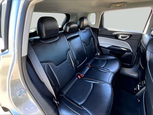 Used 2022 Jeep Compass Limited AWD/4WD image 27