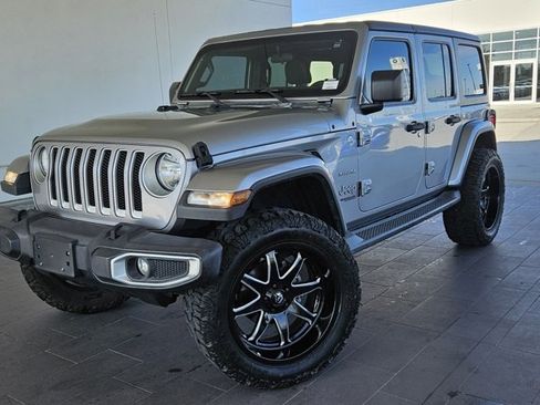 Used 2019 Jeep Wrangler Unlimited Sahara image 1