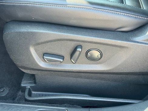 Certified 2022 Ford Edge SEL image 17