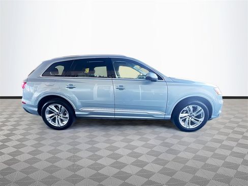Used 2024 Audi Q7 3.0T Premium Plus image 8