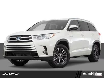 Used 2017 Toyota Highlander Limited Platinum
