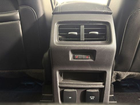 Used 2016 Ford Edge Titanium w/ Equipment Group 301A image 15