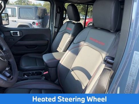 Used 2026 Jeep Wrangler Unlimited Rubicon AWD/4WD image 30